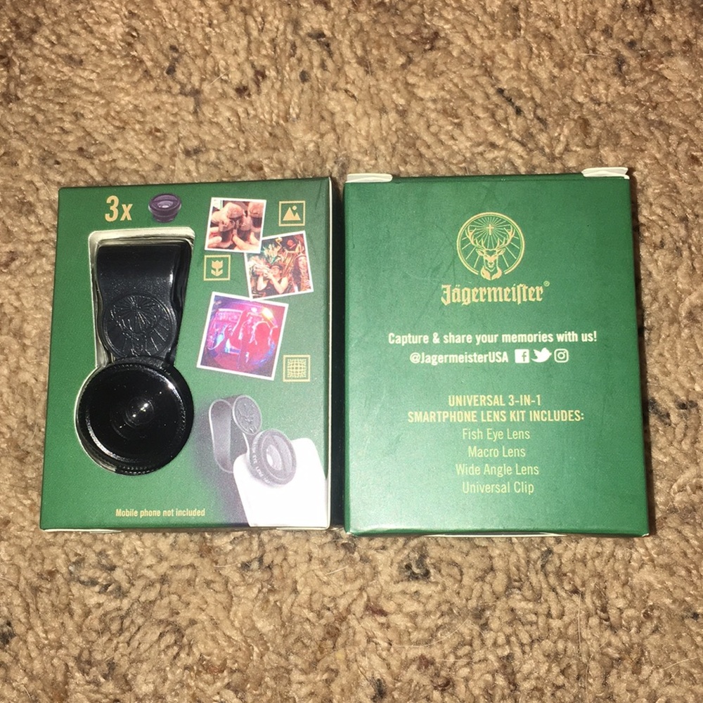 **FREE** Smartphone lens kit